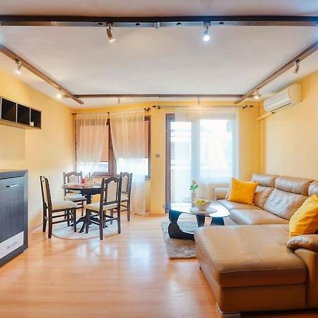Next2Sea Apartment Варна Екстериор снимка